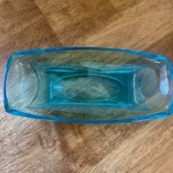 Vintage Hazel-Atlas Capri Blue Glass Celery Dish – Elegant Mid-Century Relish Tr - Picture 2 of 5